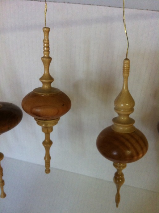 Original Four B’s Farm ornament with apple and maple woods